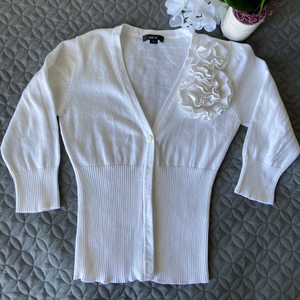 BCX White 3/4 Sleeved Cardigan.